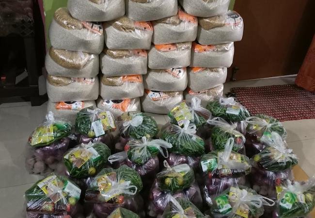 Arif Patel Distributes Food to the Needy in Dubai, UAE ❤️